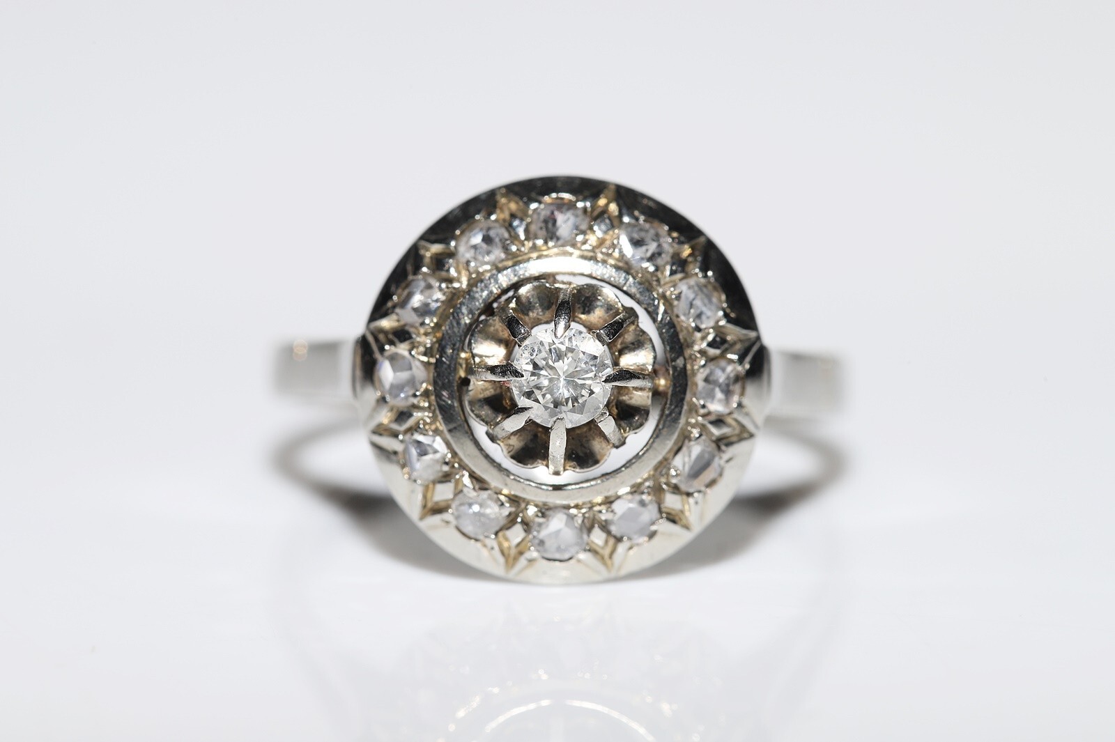 Antique Circa 1920s 18k Gold Natural Diamond Decorated Ring