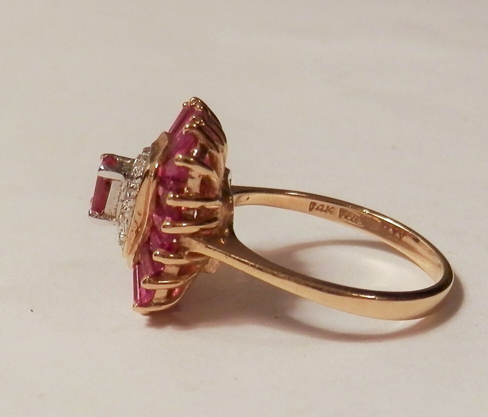 Beautiful Samuel Aaron Red Ruby & Diamond Accent 14K Yellow Gold Ring 6