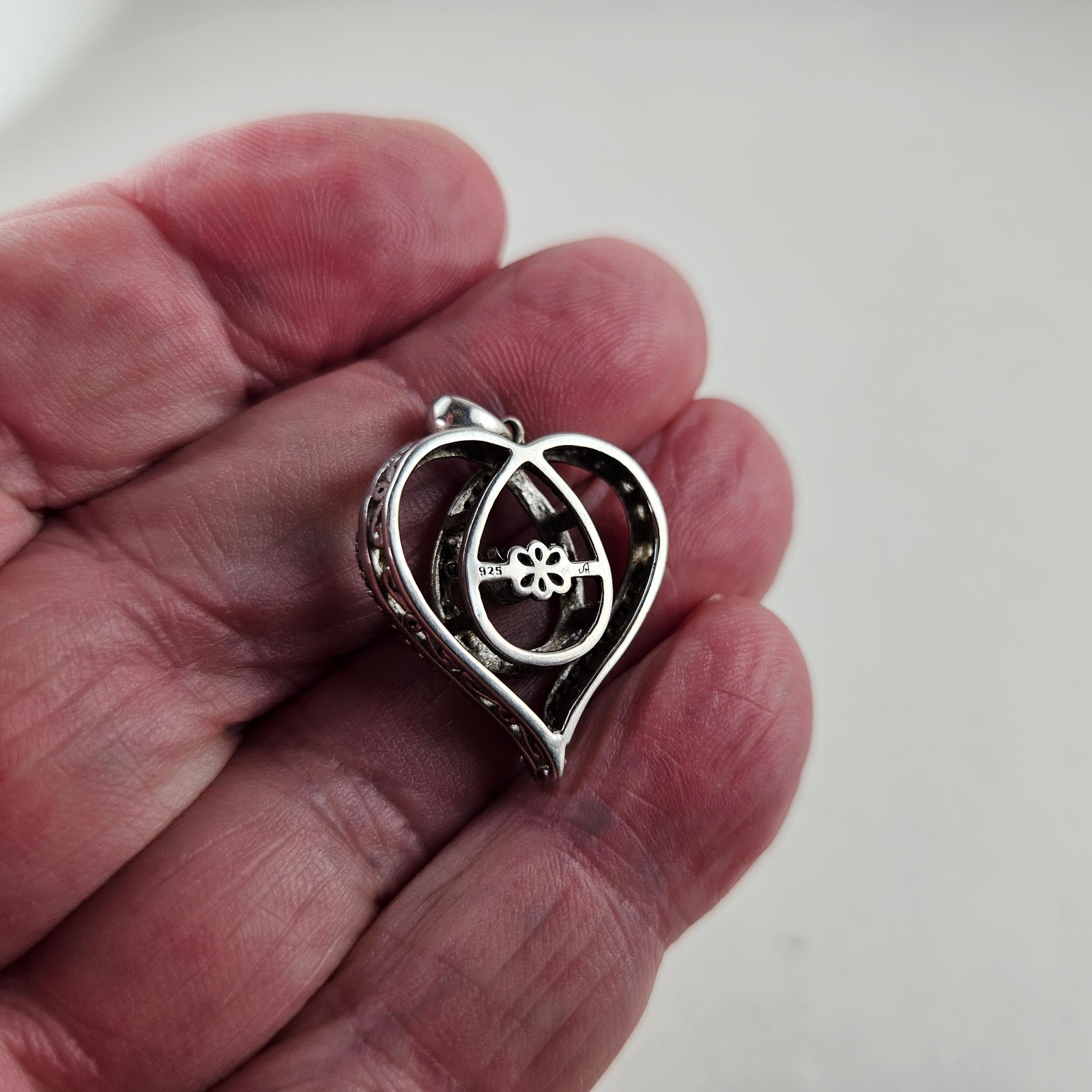 Sterling Silver Heart Pendant with Blue Topaz & White Sapphire 4.3g [8768]