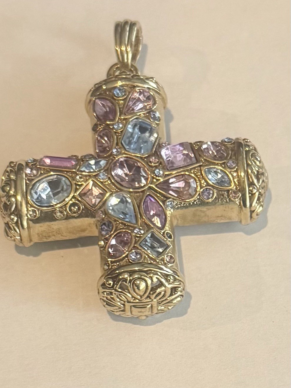 VTG Real Collectibles by Adrienne HSN Heavy 68g Pastel Crystal Byzantine Cross