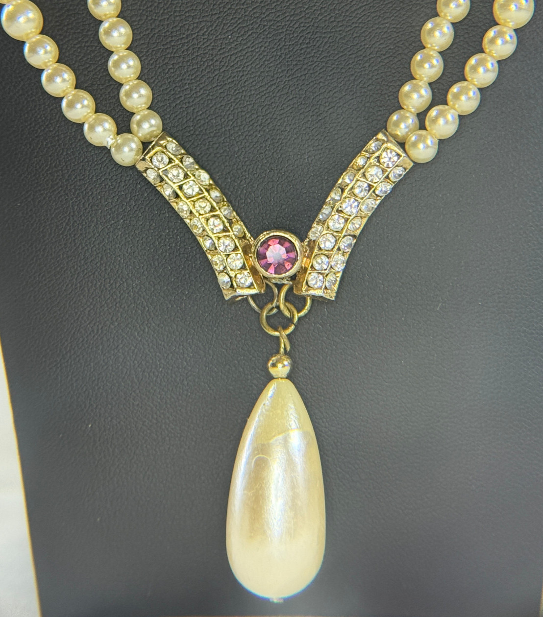 vtg 18″ Double Strand Faux Pearl Teardrop V Necklace 10kt Gold plated Wedding
