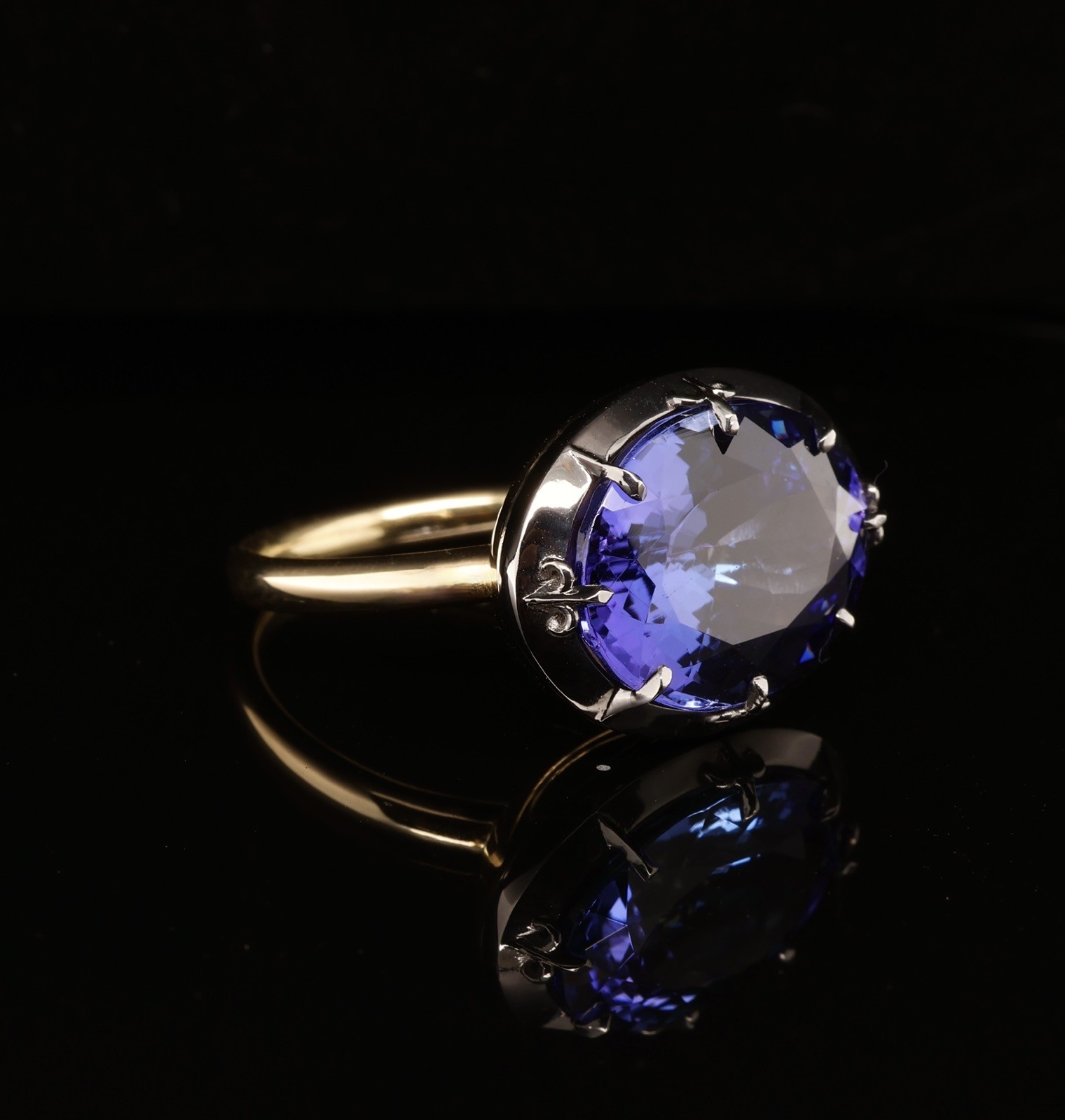 Vintage 12.08ct Violet Blue Tanzanite 18k Gold Button Back Ring Sz Q Val $29500