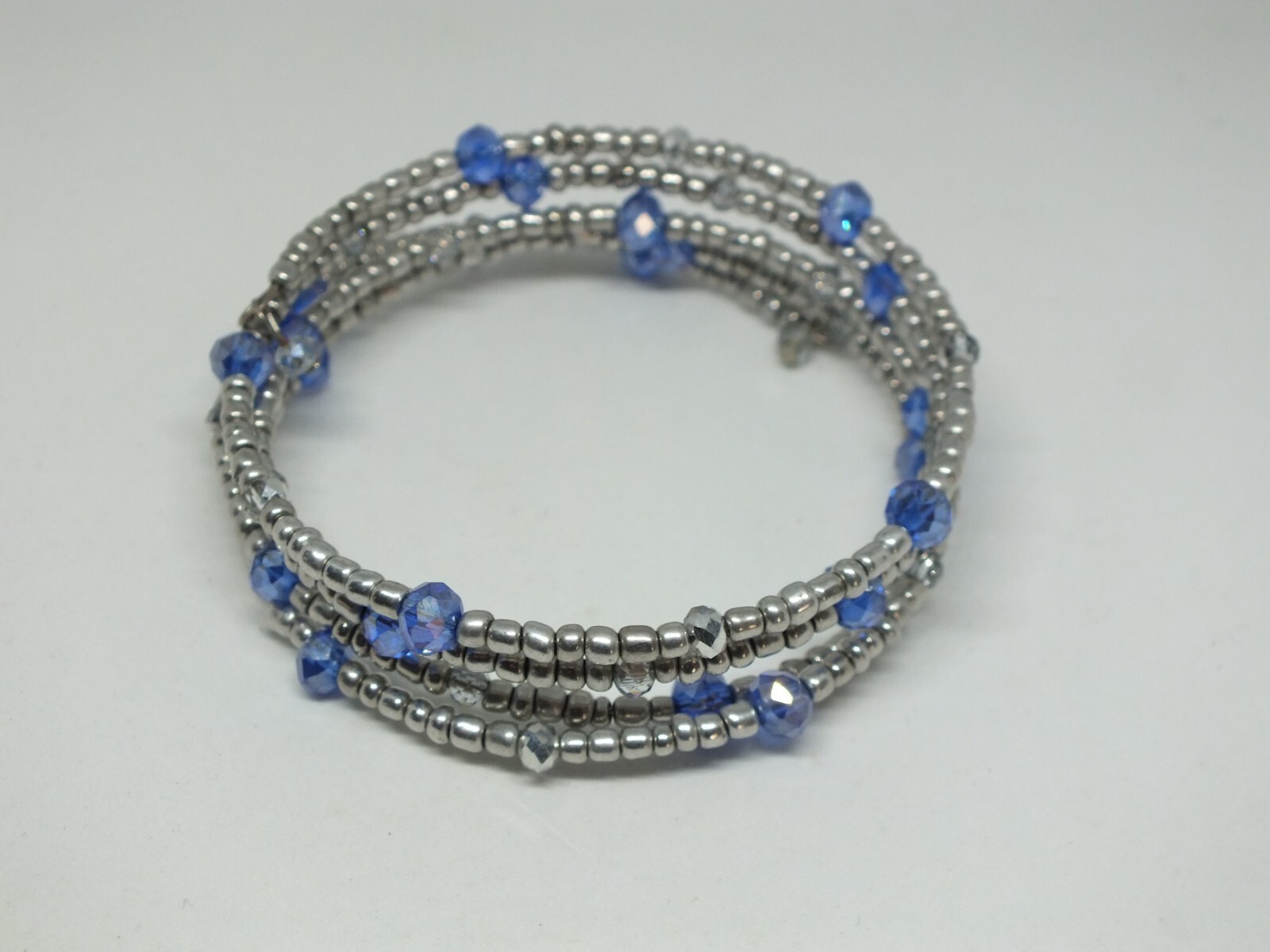 Beautiful Wrap Bracelet Silver Tone Blue Clear Beads 2 1/4 Across 3/4″ Wide