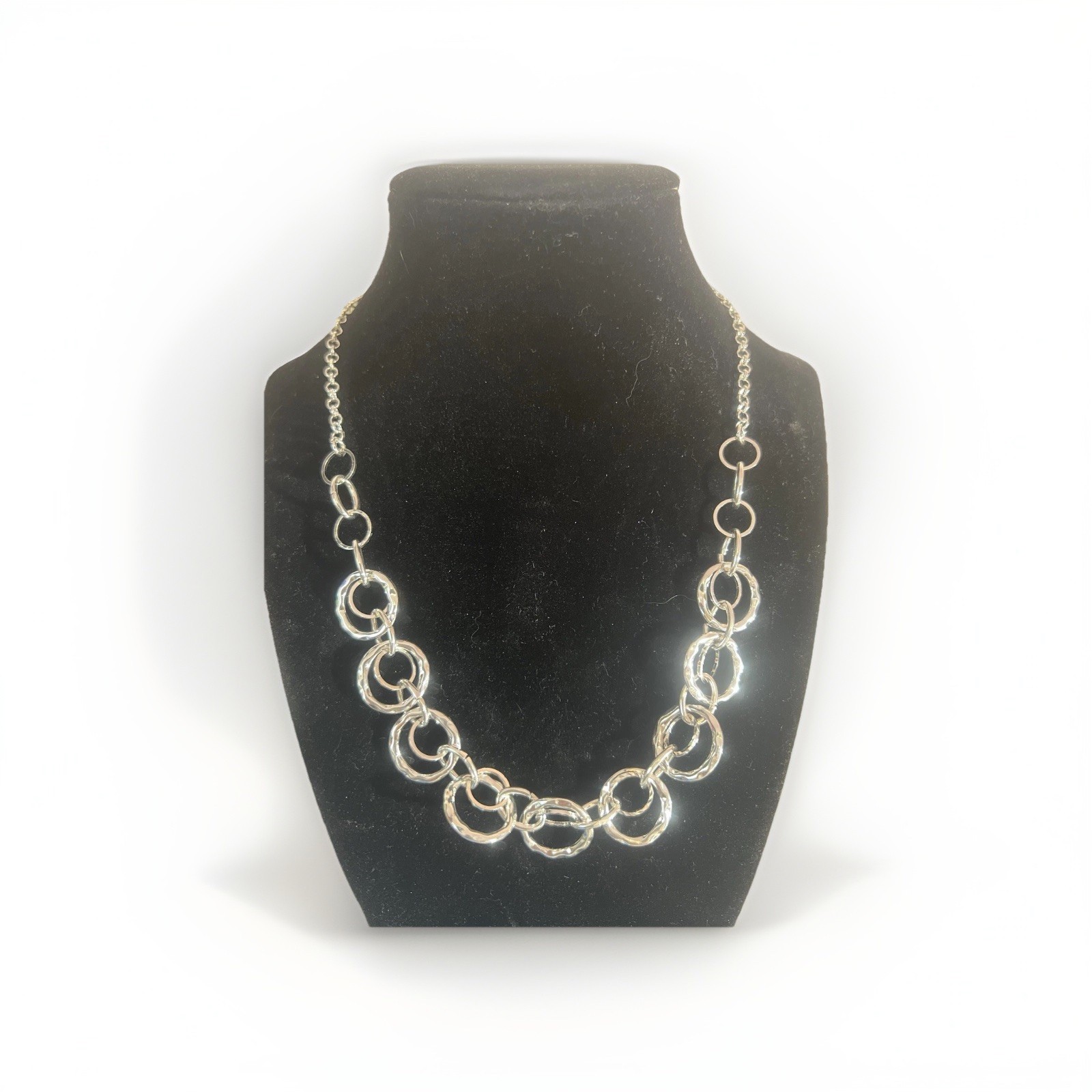 Silver Tone Necklace Circles Rings Chunky Statement Adjustable Claw Closure 🔥