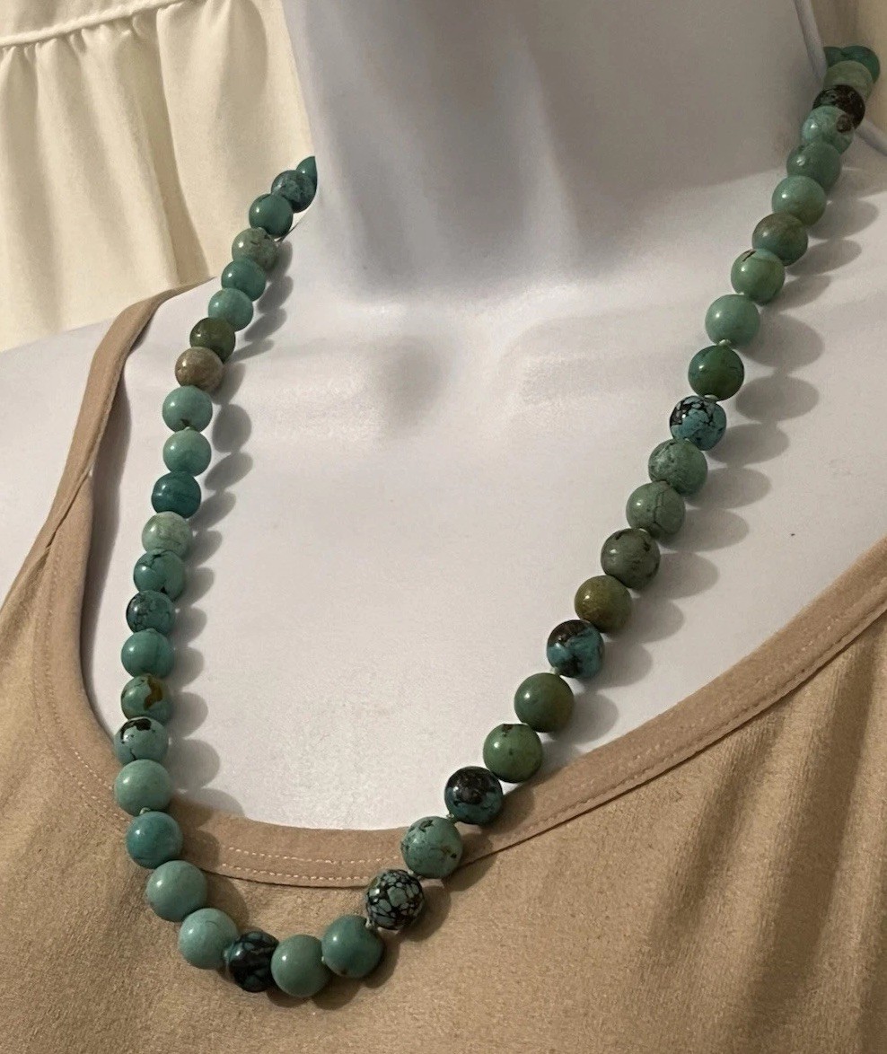 Vintage Hubei Turquoise Beaded Necklace 23.5 in 70 Gram 10.1 mm Double Knotted