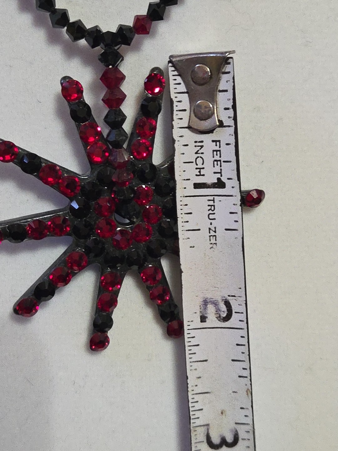 Red Black Rhinestone Star Burst Flower Pendant Glass Bead Chain 16″ Goth Punk