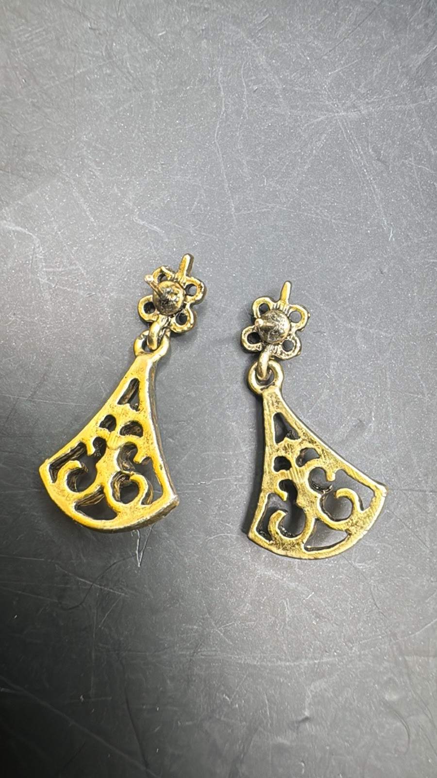 Vintage Victorian Style Drop Gold Tone Filigree Post Earring Lot Of 2