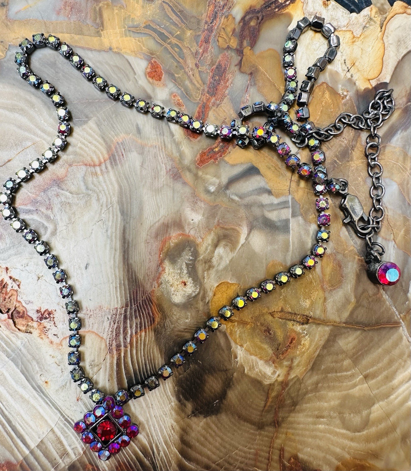 GIVENCHY CRYSTAL Rhinestone Dainty Necklace Red Purple Pink AB