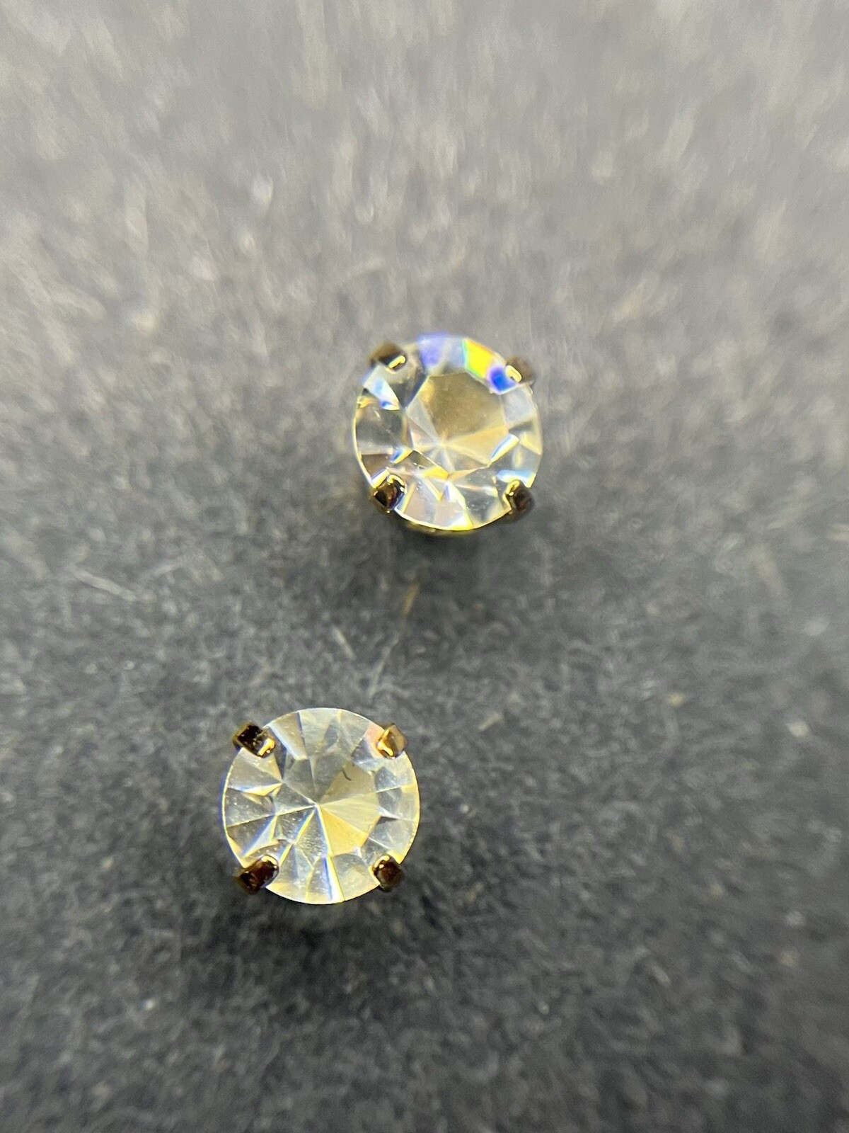 VTG Cubic Zirconia Stud Earrings 5.3mm Deadstock Gold Tone Pierced Post 1980-90s