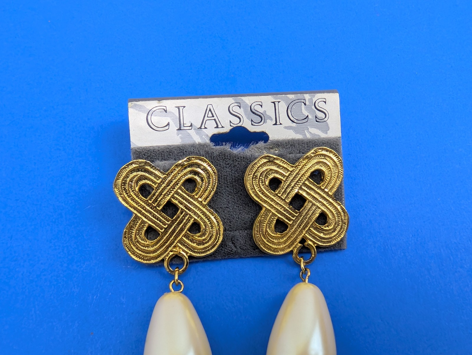 Vintage Gold Tone Faux Pearl Classic Dangle Drop Earrings Large Celtic Knot