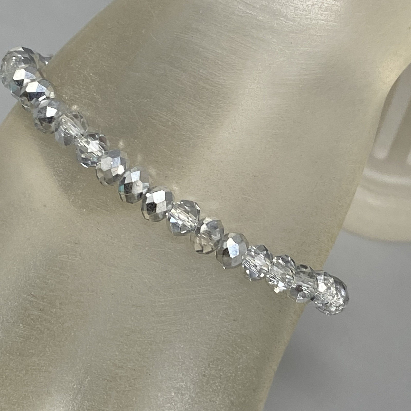 Mini Clear Glass Beaded Bracelet Faceted Iridescent Stretch Fire Polished 7″