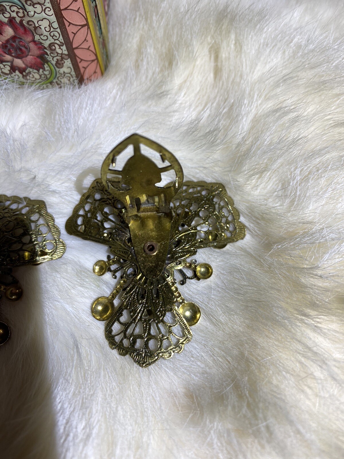 Antique Vintage New England Glass Works Gold Tone Filigree Fur Shoe Dress Clips
