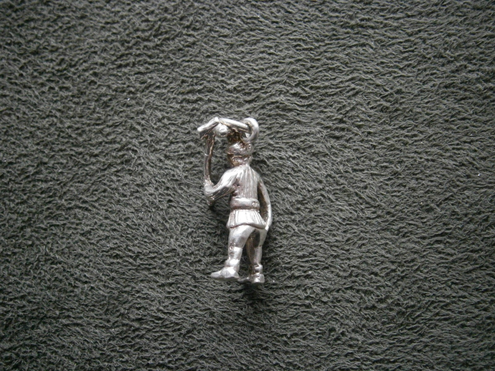 Leprechaun with Shillelagh Club Vtg Sterling Silver Bracelet Charm Pendant 2.7g
