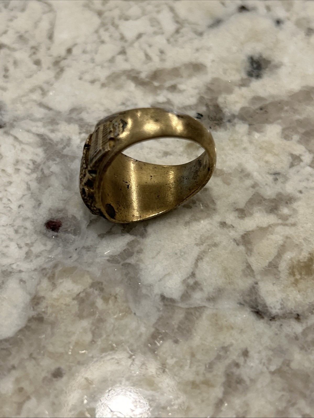 Vintage Class Ring Far Eastern University 1971 Medical School Size 9.5, 12 Grams