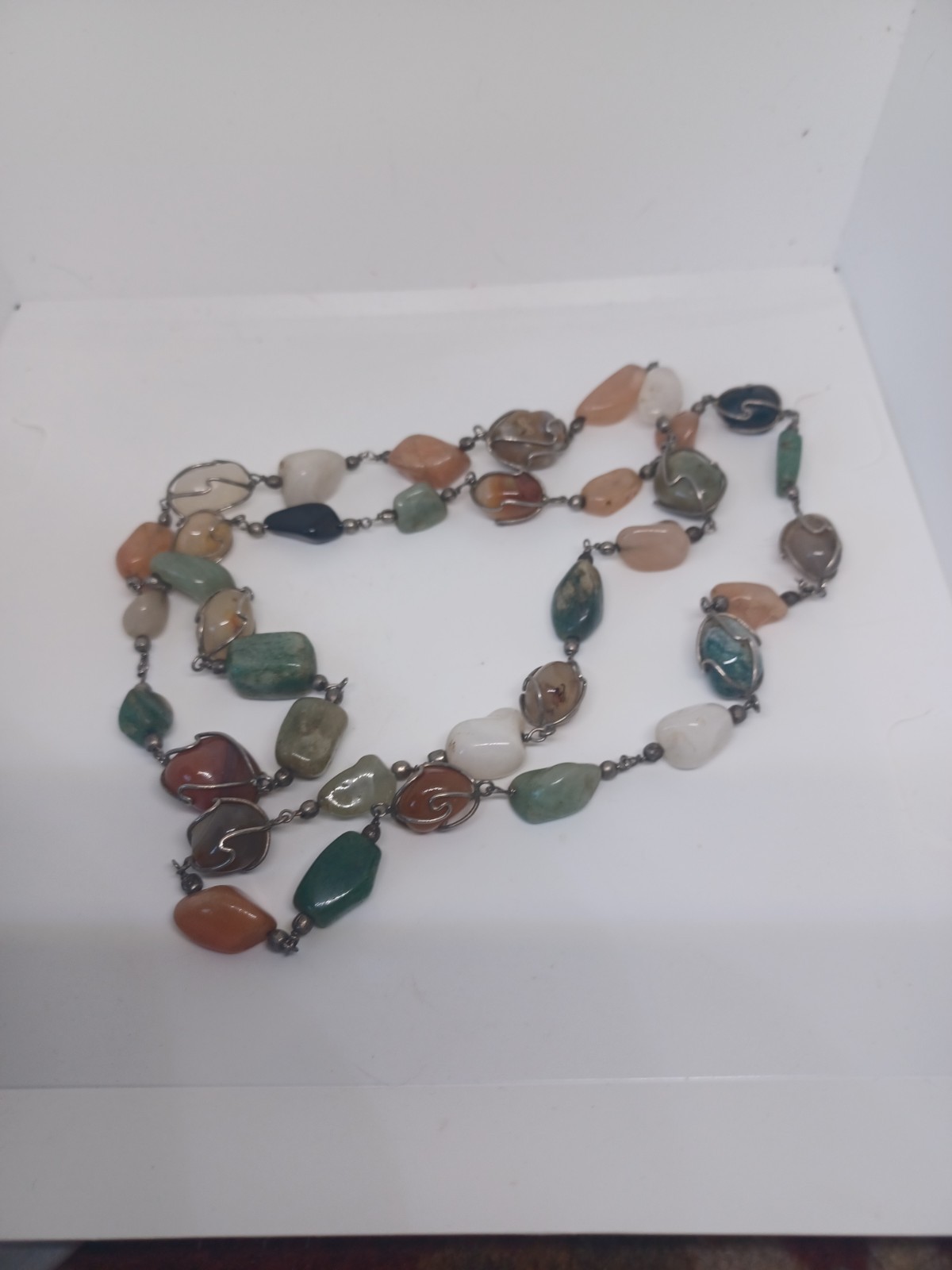 Vtg Artisan Wire Wrapped Tumbled Stone Linked Necklace 18″ Drop. Beggars Beads