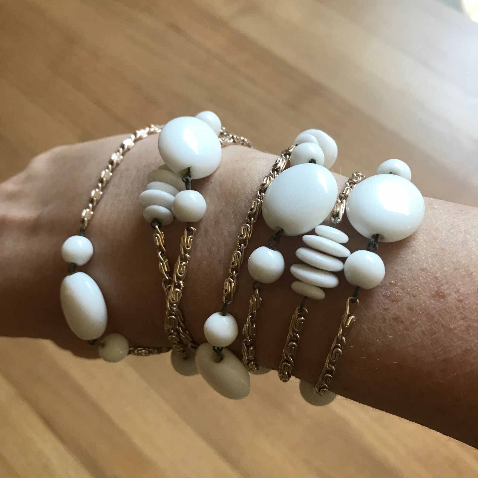 Vintage Gold Necklace White Beads – Retro 60s 70s 80s – 54 Inches Long