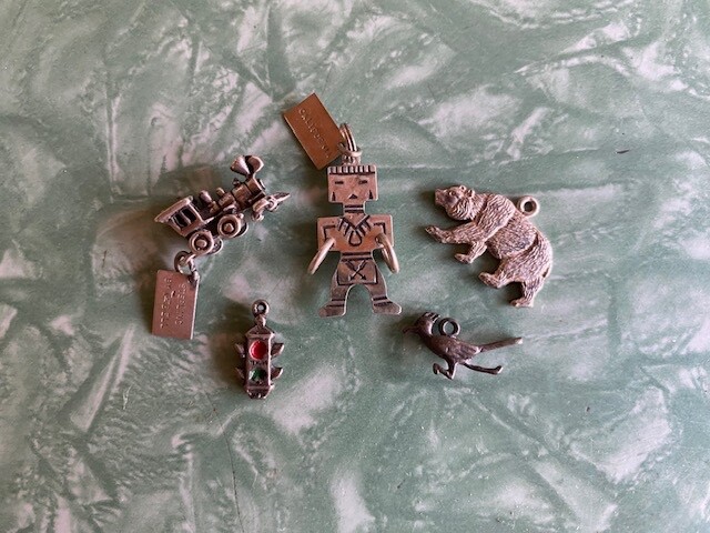 (5) Vtg Sterling Western Charms CO CA Roadrunner BELL Kachina Train Bear Signal