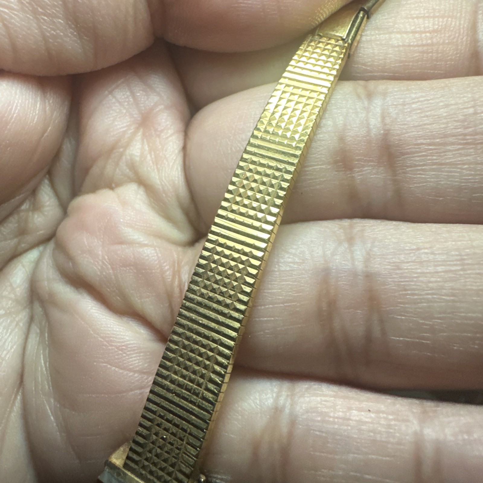 Working Vintage Pedre 17 Jewels Manual Wind Ladies Gold Tone 15mm Fit 6in Rare