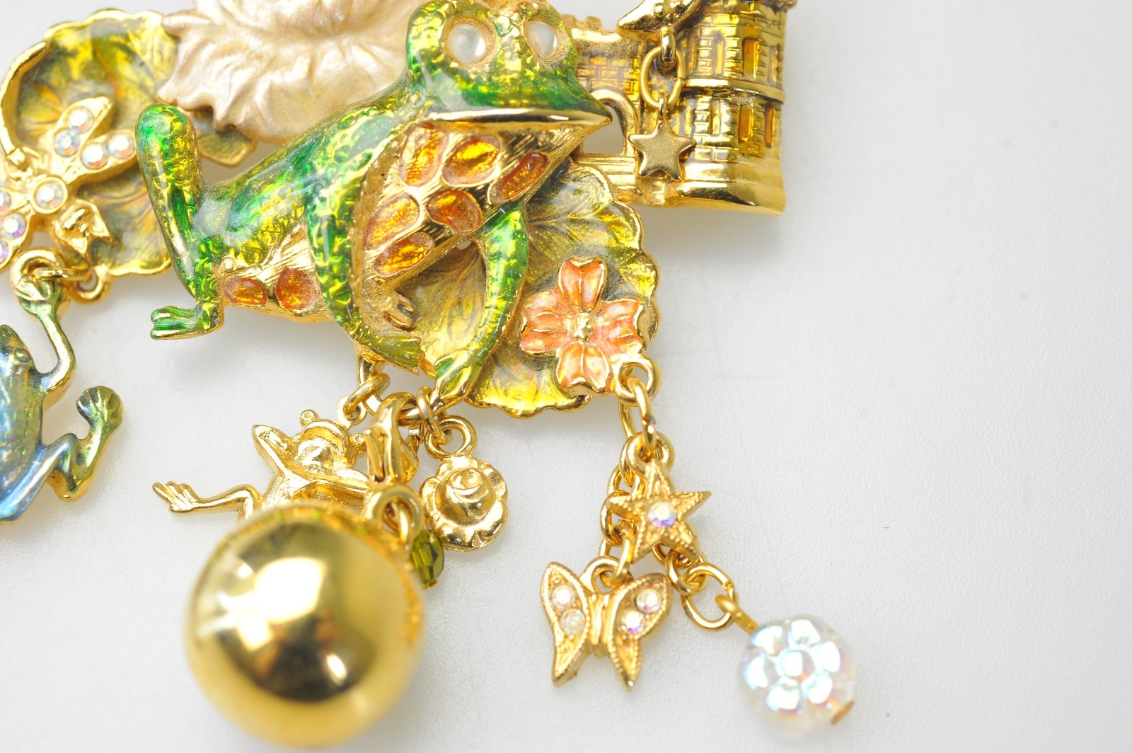 Kirks Folly Brooch dangle charm enamel rhinestone Frog Fairy prince crown AL14