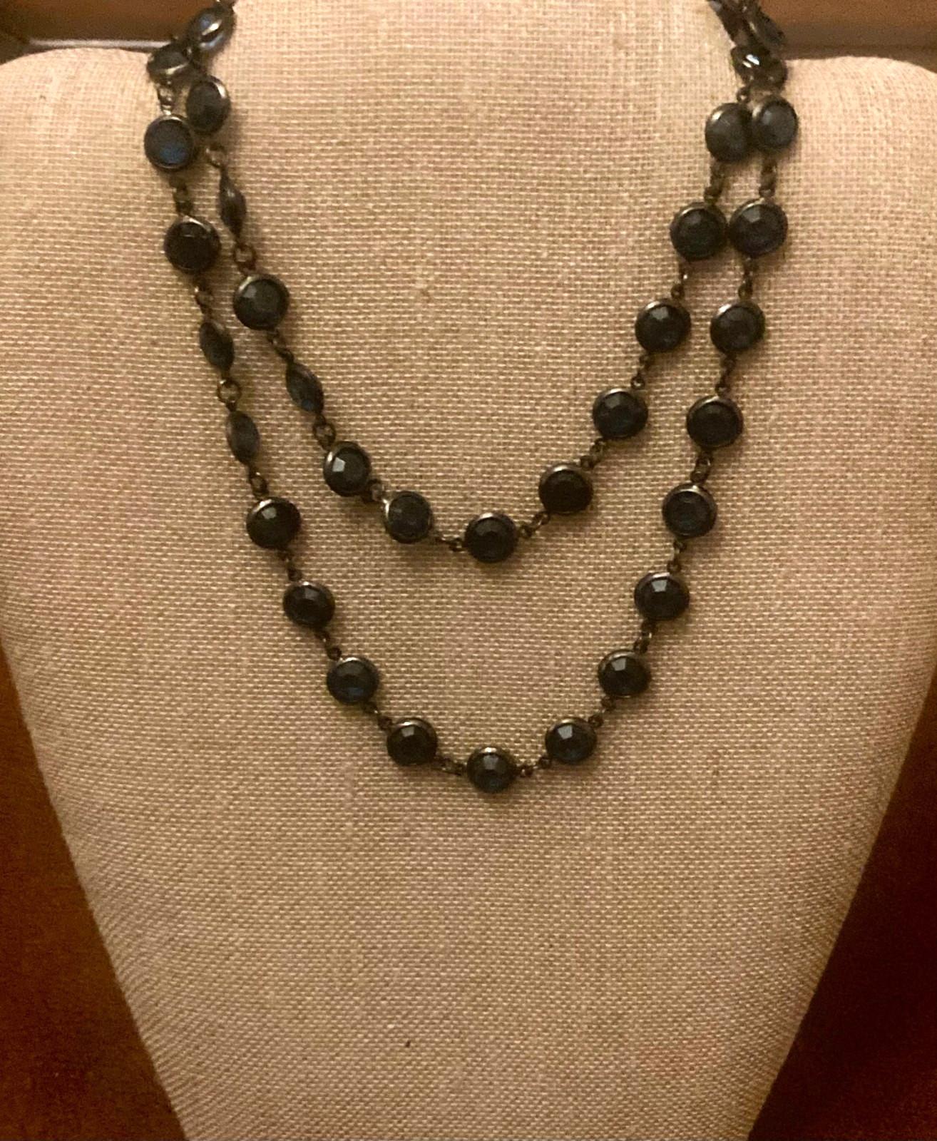 VTG Blue Faceted Crystal Glass Open Back Bezel Set Necklace 41″ Flapper Layer