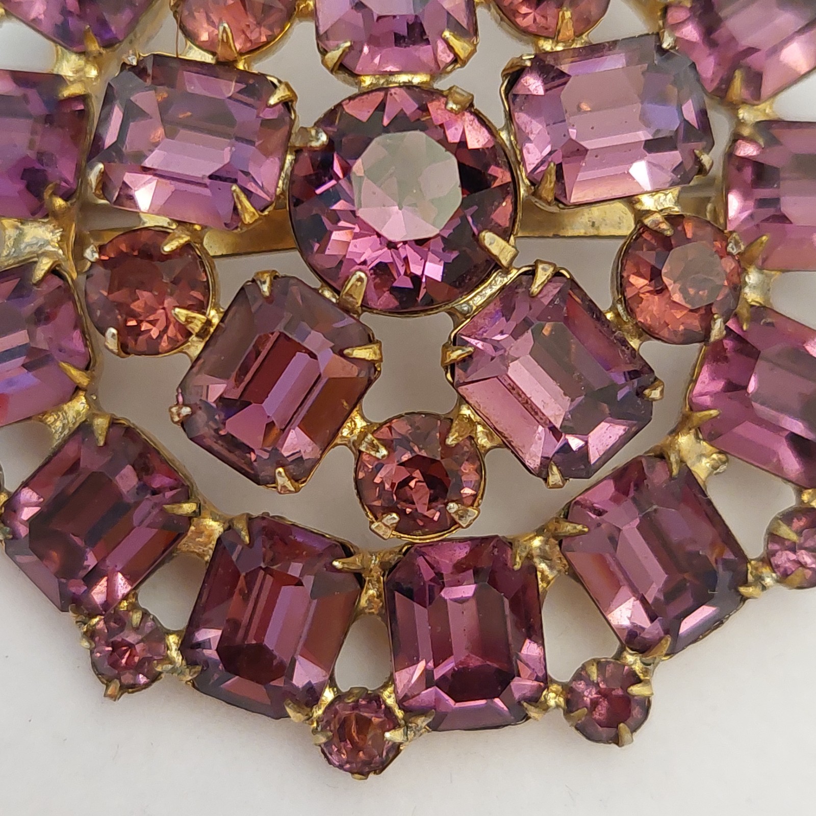 Vintage Weiss 2 1/2 Inch Purple Lavendar Brooch – Georgeous!!