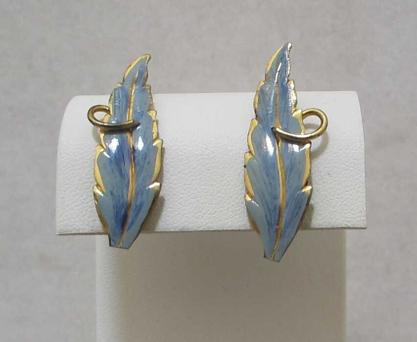 Vtg Light Teal Blue Enamel Gold Tone Slender LEAF Screw Back 1-1/2” Earrings