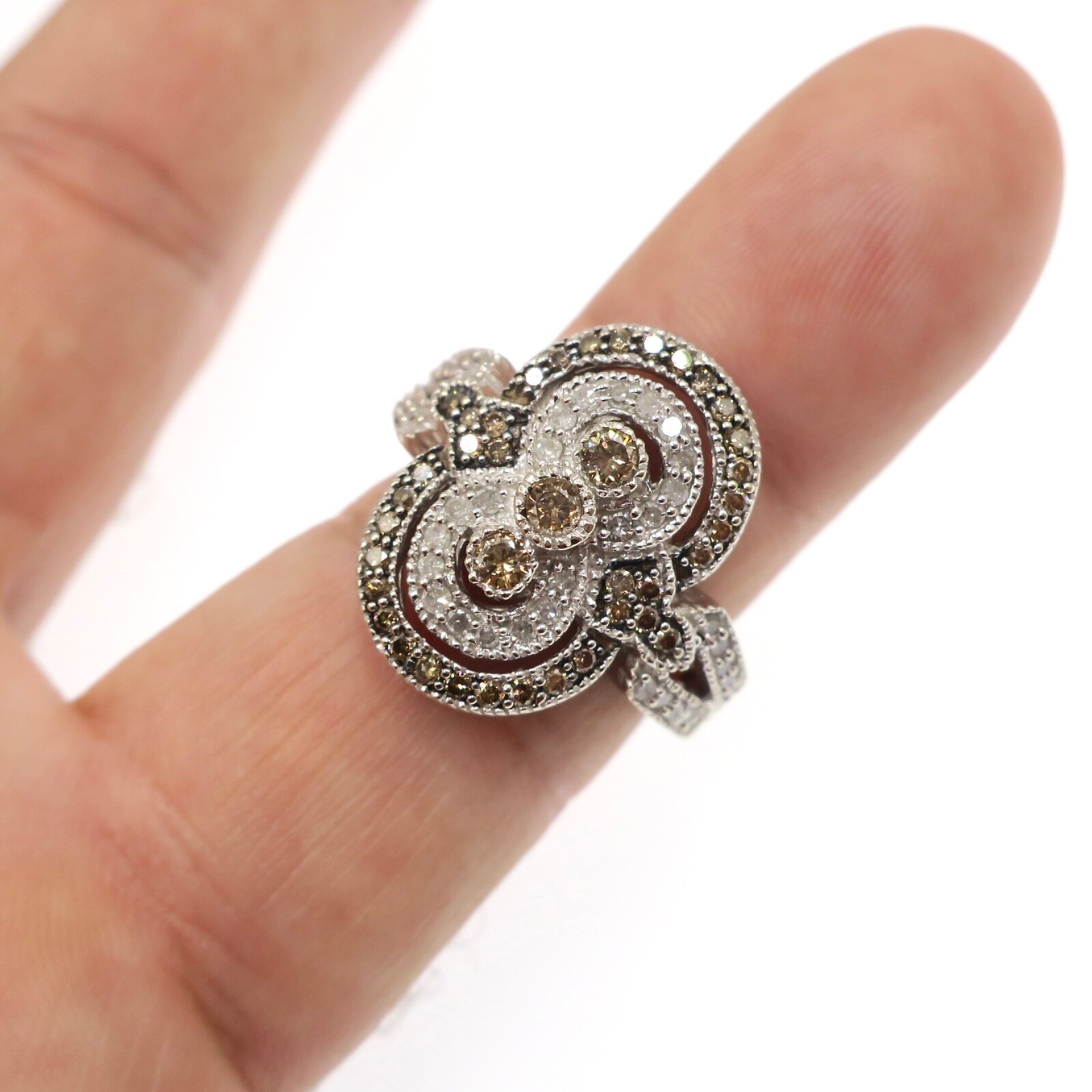 10k Solid White Gold Natural Champagne and White Diamond Cocktail Ring Size 7