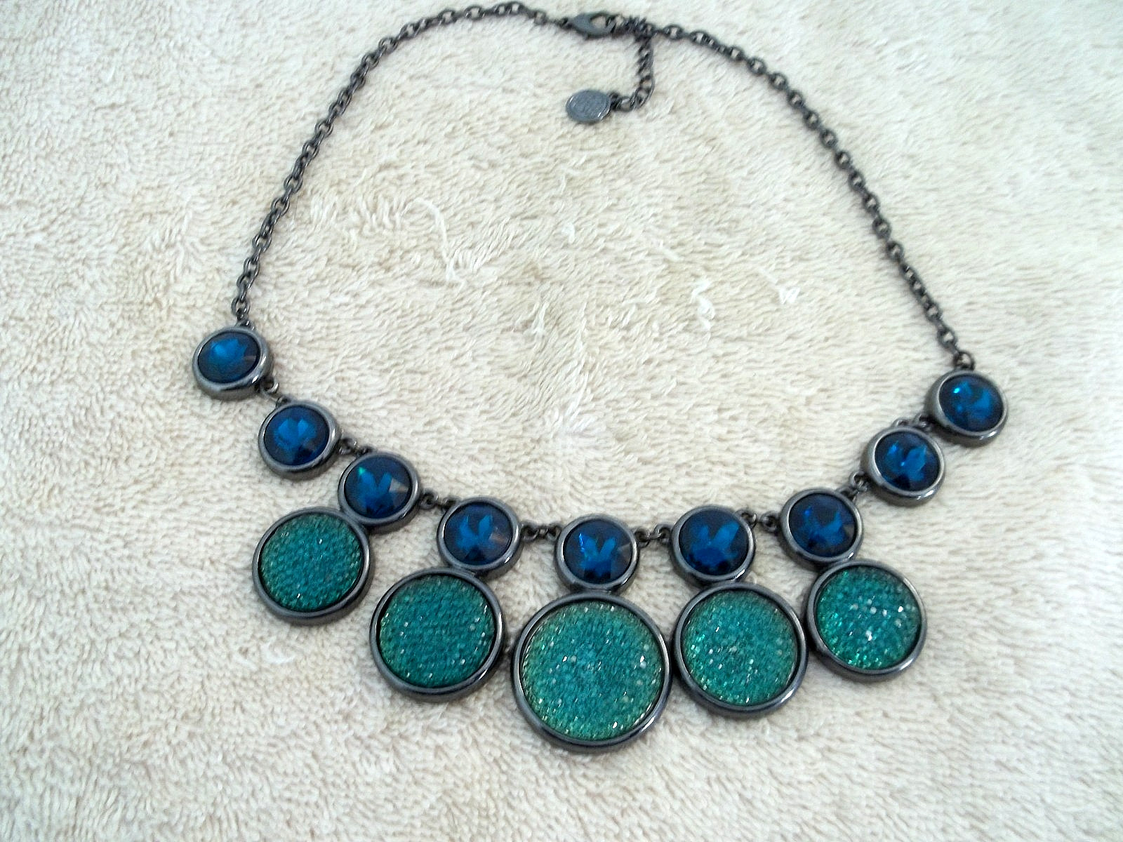 Vintage Signed BB Statement Necklace, Dk, Gray Chain, Blue & Green Faceted Stone