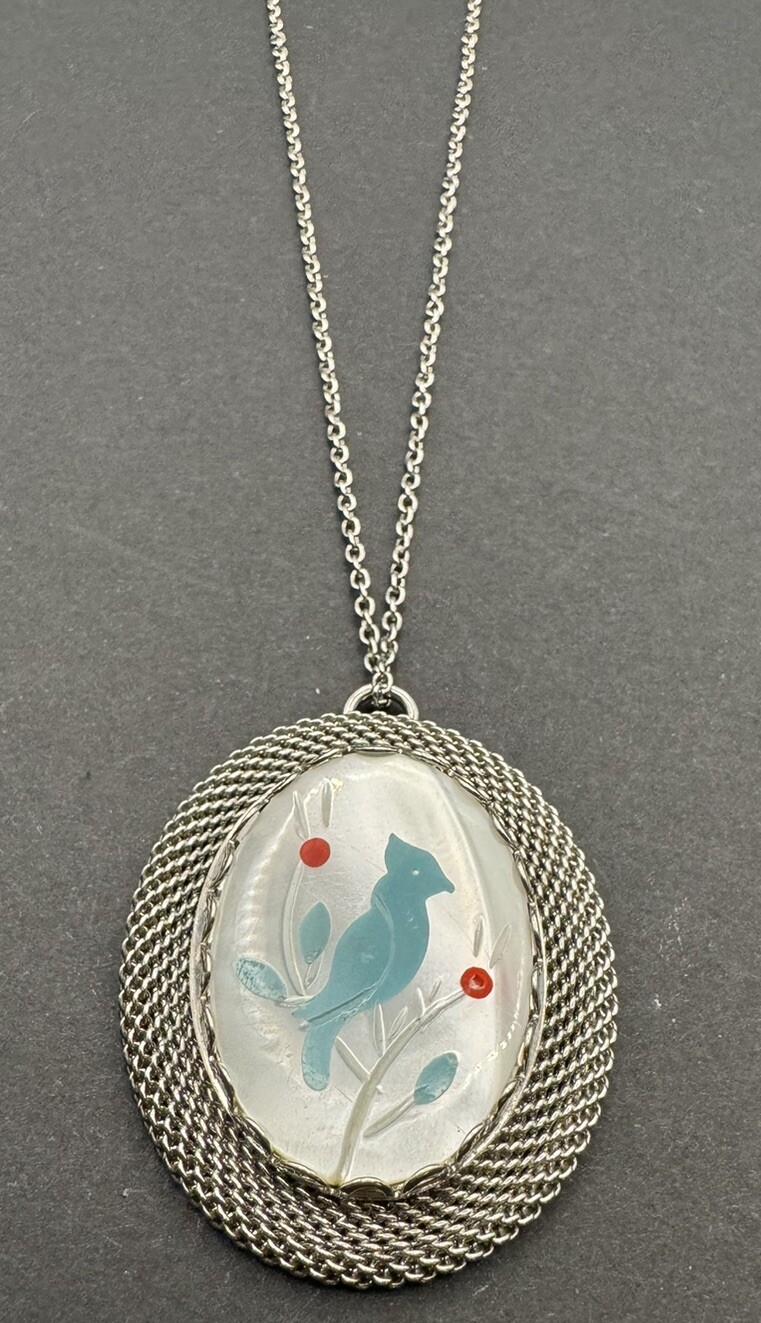 Adorable Southwestern Native American Style 17” Necklace Silver Tone Blue Bird