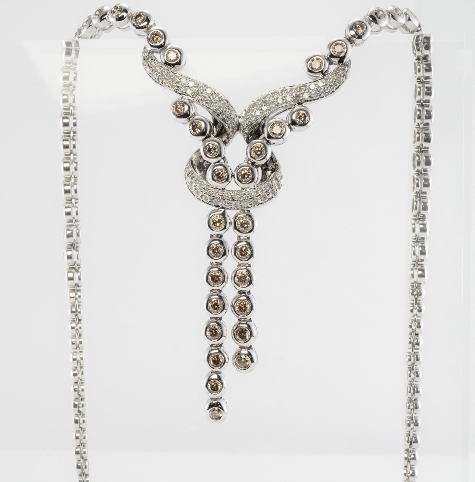 White & Champagne Diamond Necklace 18K Gold 3.84 TDW