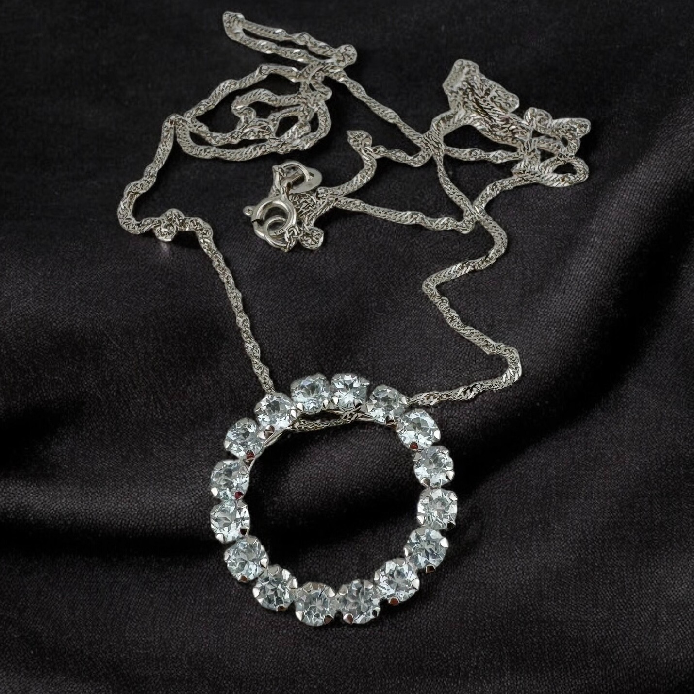 Vintage Estate 10 Karat White Gold Light Blue Topaz Circle Pendant 1.60 ctw.
