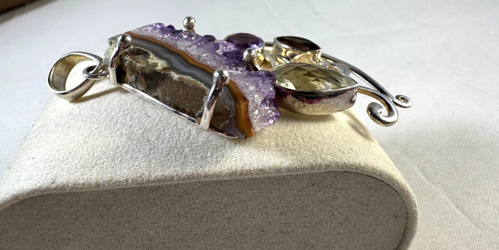 Vintage SJ Modernist sterling silver Purple Agate and crystal geode pendant