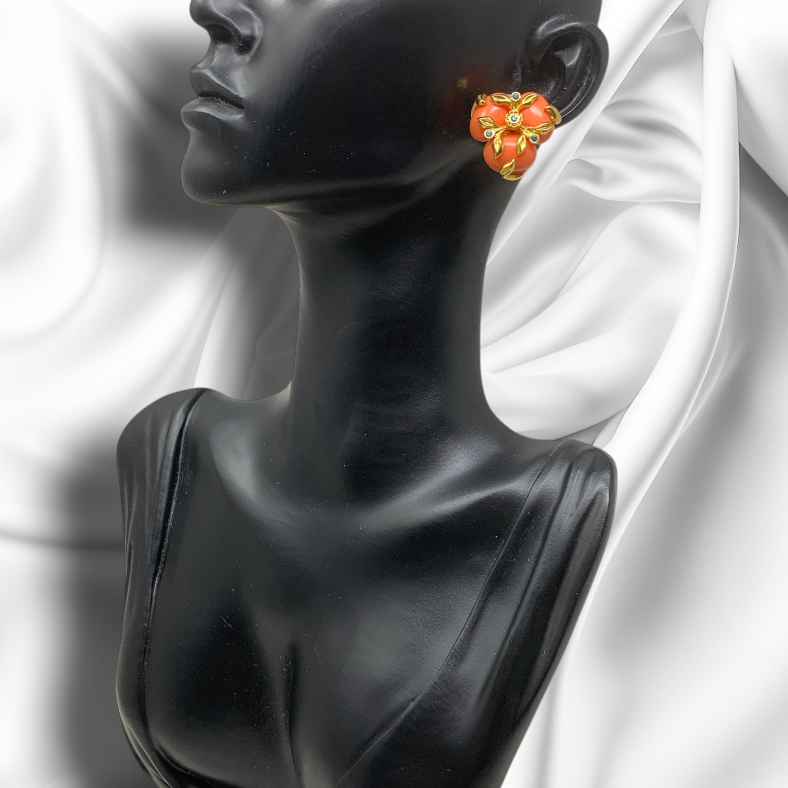 Vintage Joan Rivers Coral Enamel Floral Cluster Clip On Earrings Gold Tone Blue