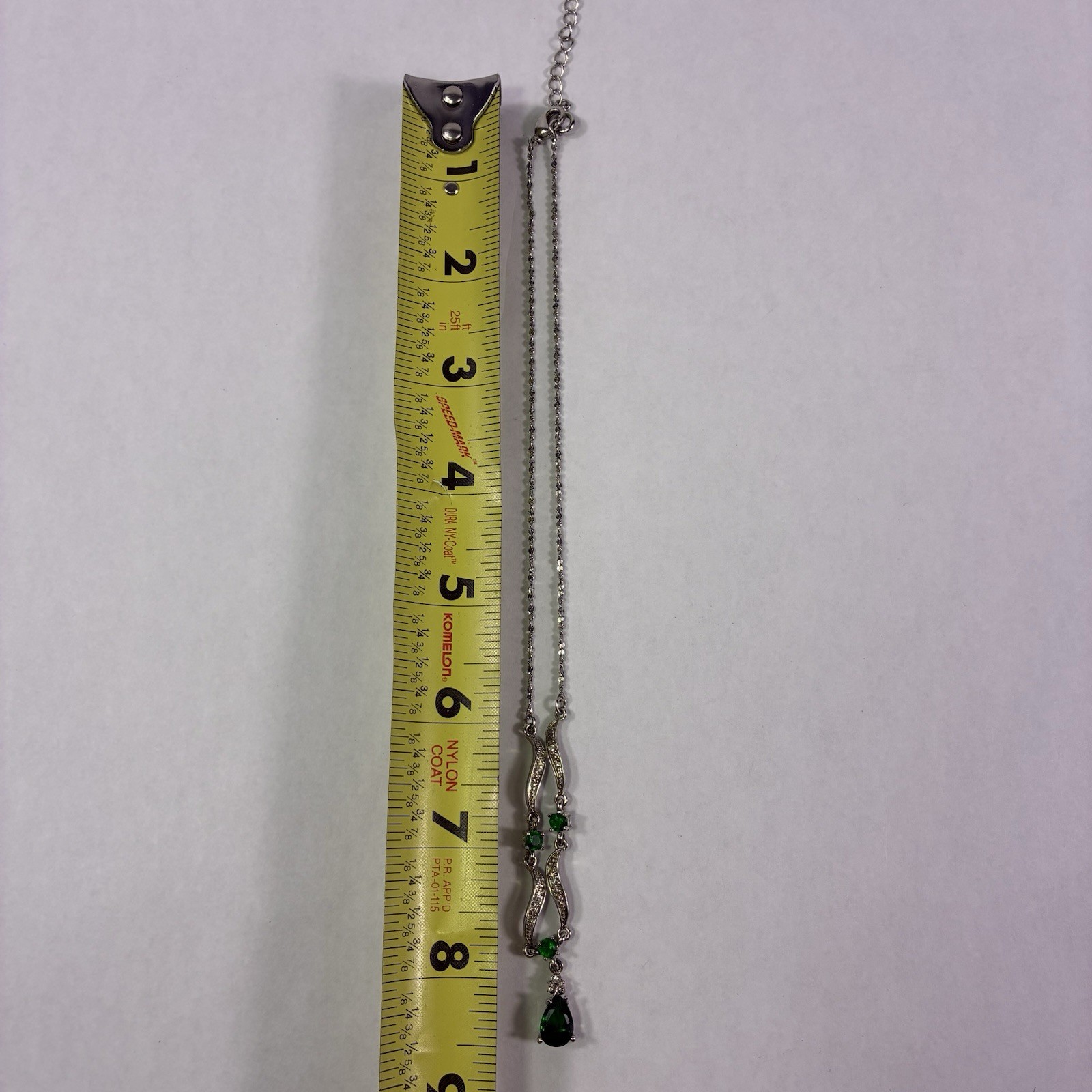 Avon 2006 May Birthstone Gift Set Faux Emerald Stone Necklace & Earrings