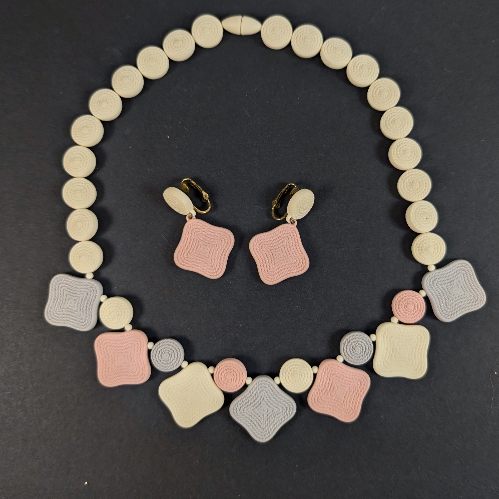 Vintage 80’s 90’s Jewelry Set Pastel White Purple Pink Beaded Rope Shaped Dangle