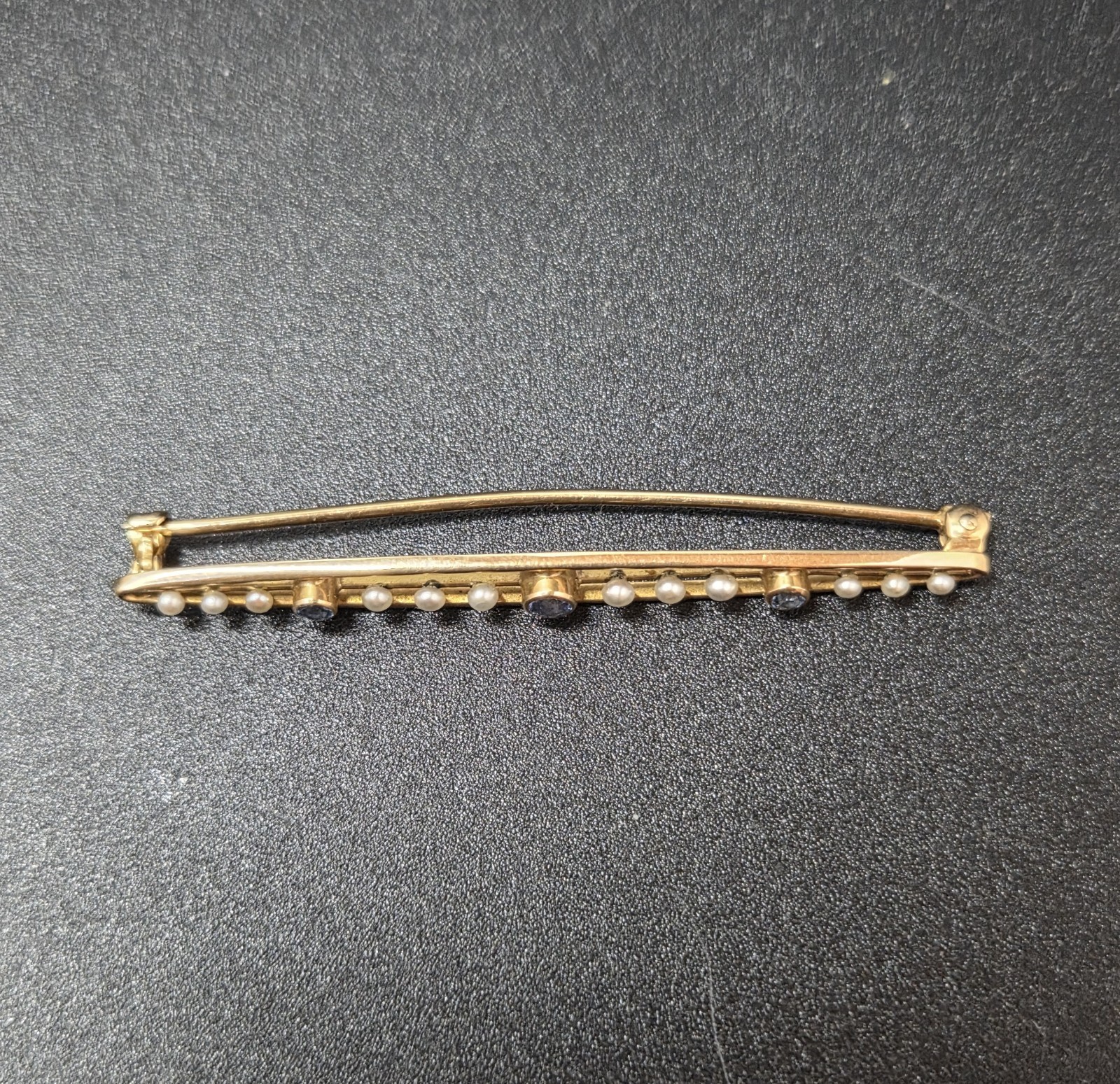 14K Yellow Gold Edwardian Topaz Pearl 2-1/4″ Bar Pin 3.3g Vintage