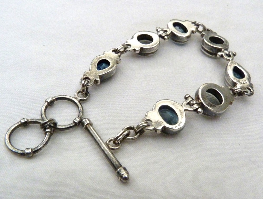 LARGE OVAL FACETED BLUE TOPAZ MELON CARVED QUARTZ STERLING SILVER BRACELET