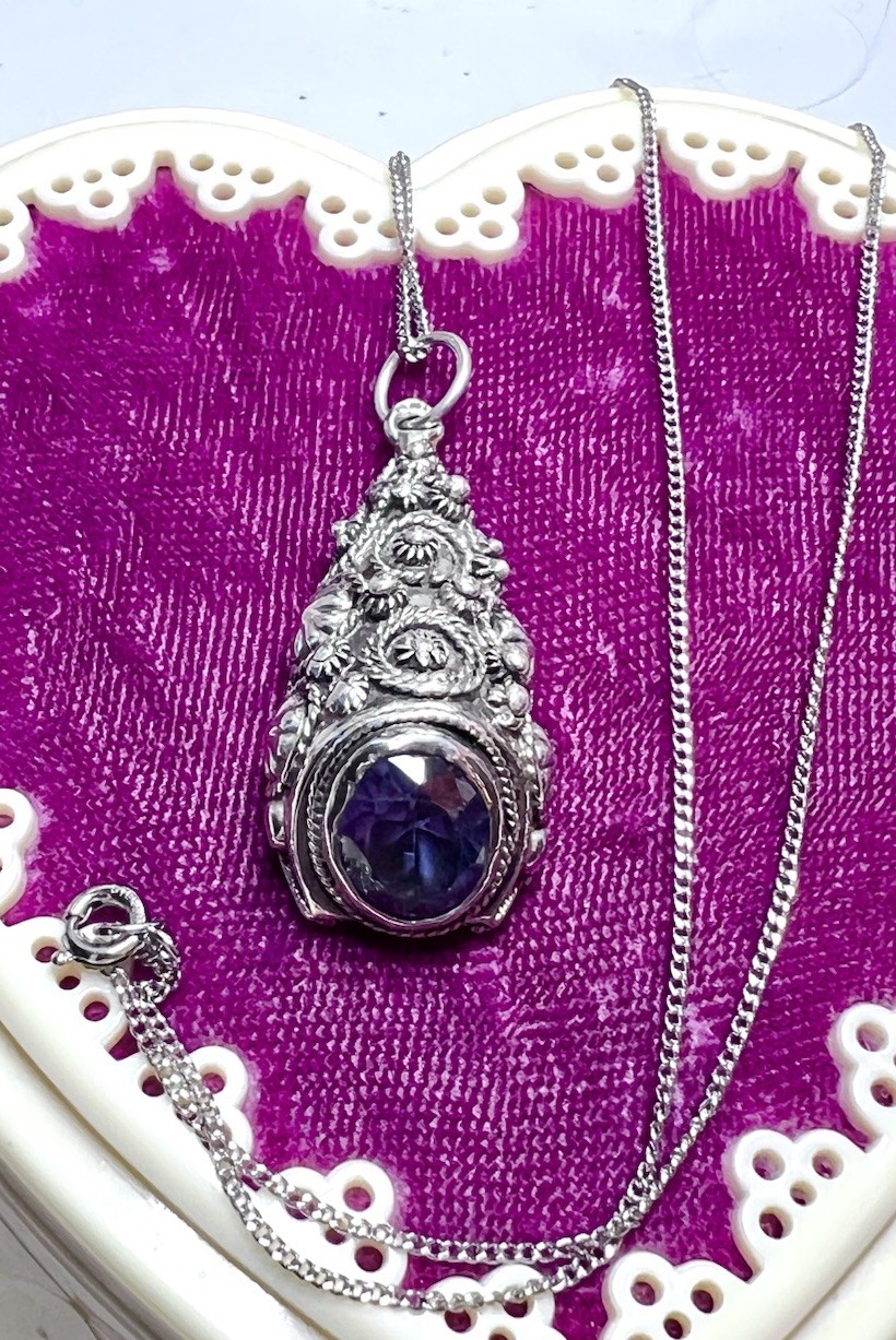 LOVELY Antique/Vintage Ornate Sterling Silver Cannetille Amethyst Necklace