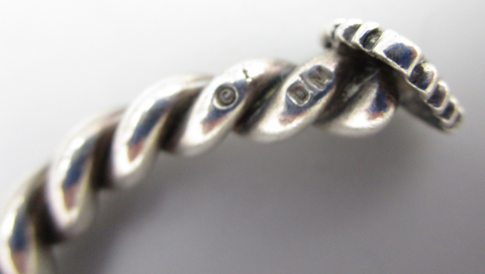 WONDERFUL DIAN MALOUF STERLING SILVER HEART STACK BRACELET 32 GRAMS