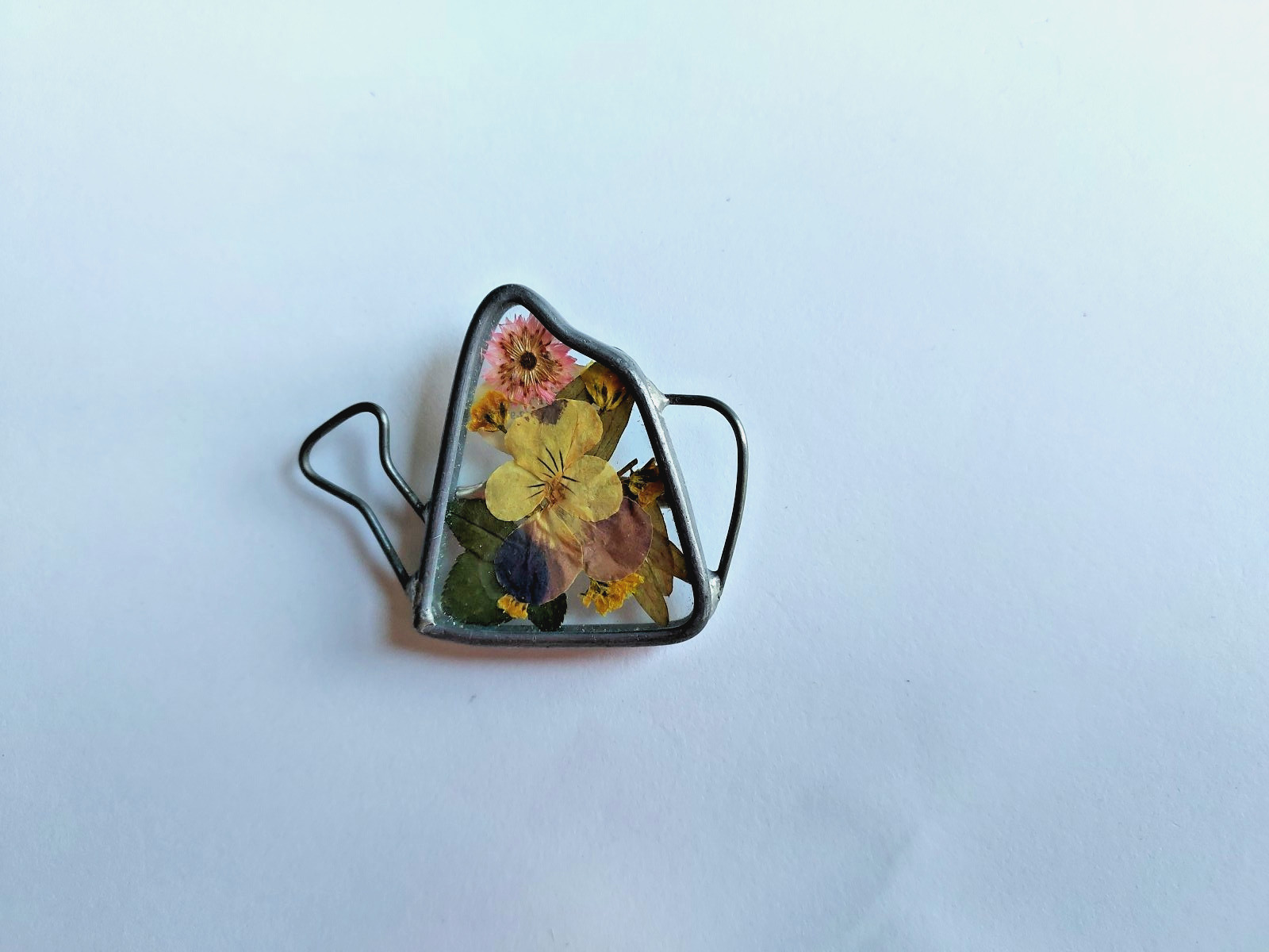 Vintage Flower Pin Watering Can Garden Signed Papel Incassed Glass Violet Brooch