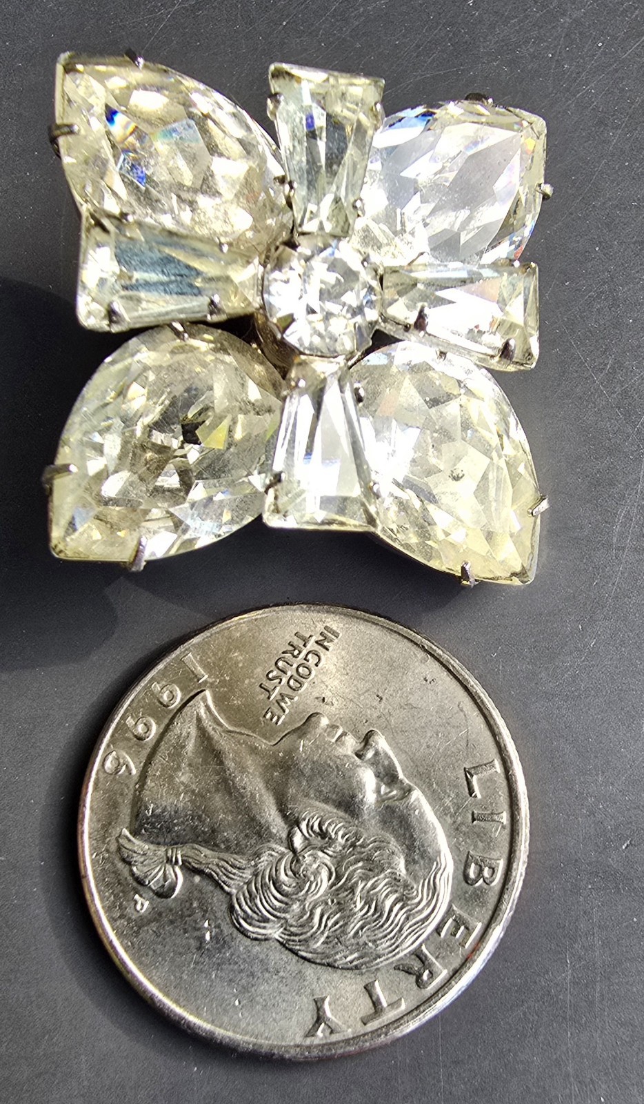 Vintage Weiss Clear Rhinestone Brooch Signed Large Stones