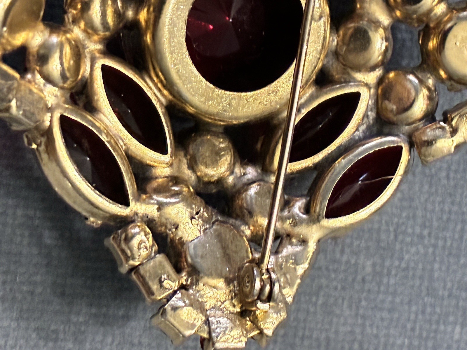 VTG JULIANA DeLIZZA ELSTER RED FUCHSIA RHINESTONE BROOCH EARRINGS SET PARURE