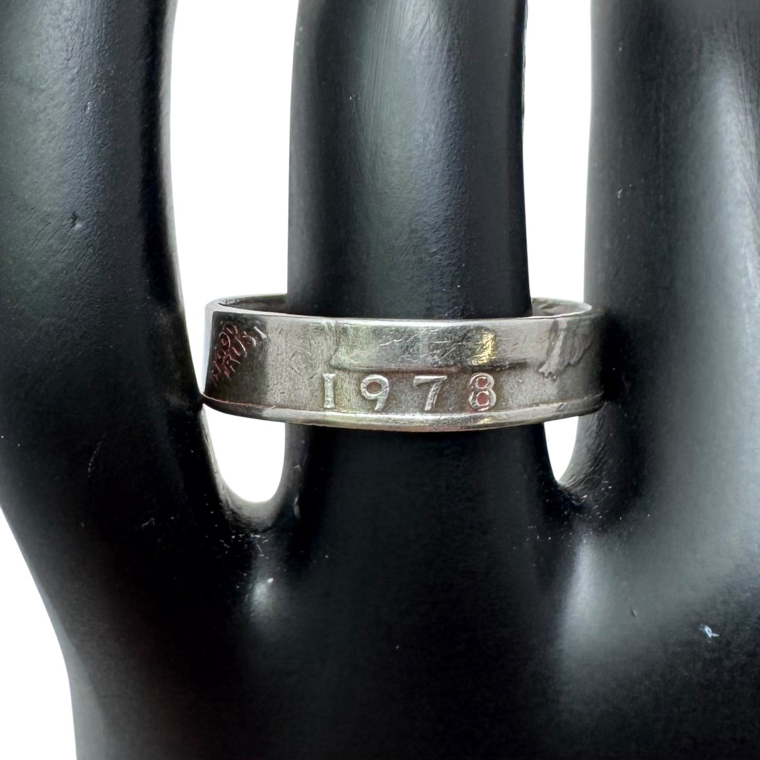 Vintage 1978 US Quarter Coin Ring Silver Tone Narrow Band Handmade Jewelry 9