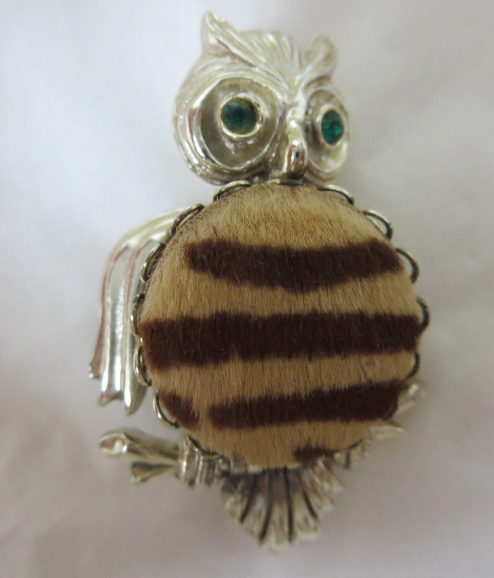Vintage Gold Tone Locket Tan and Brown Faux Fur/Material Owl Brooch