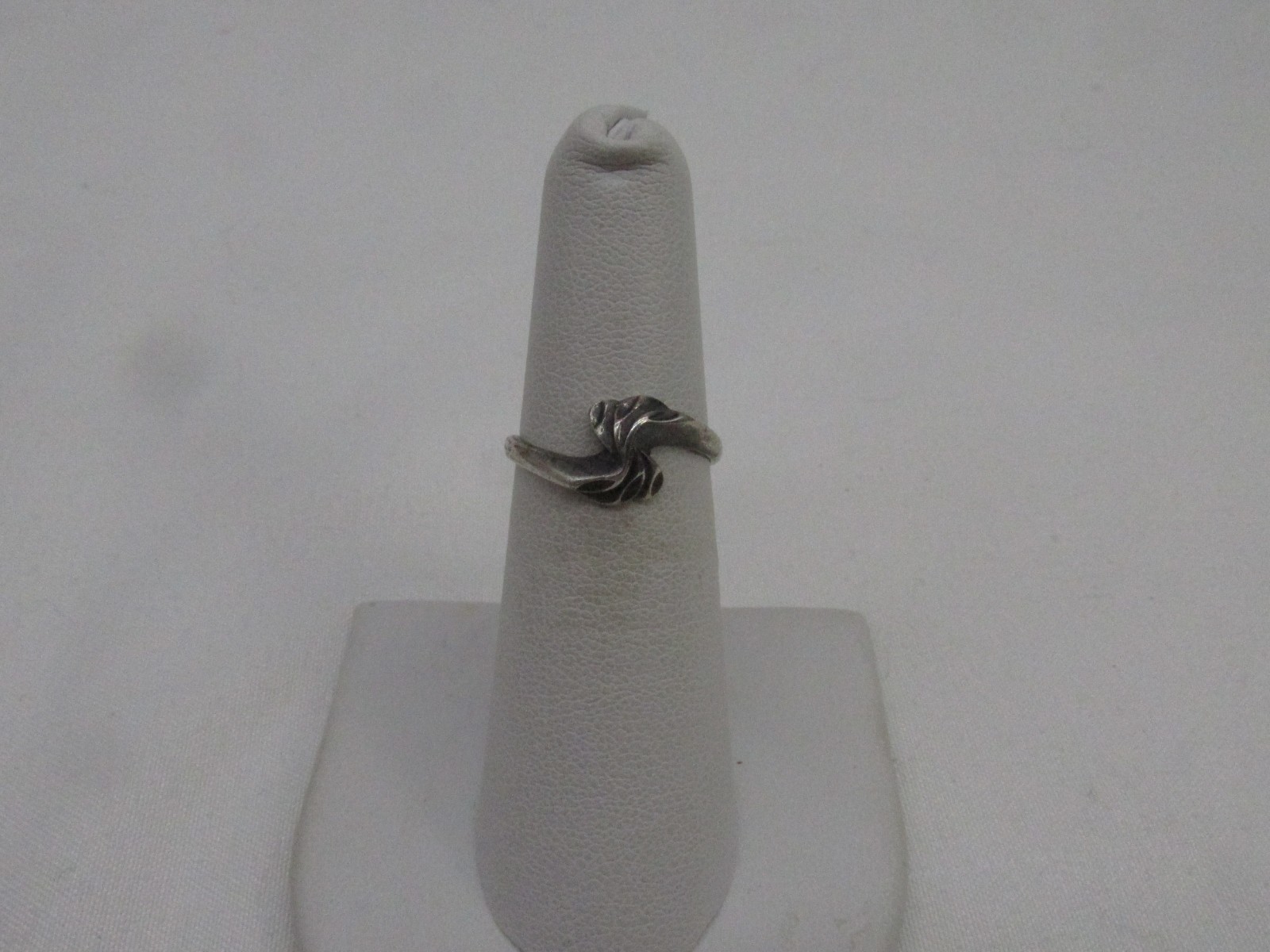 Vintage Sterling Silver Twist Swirl Design Band Style Ring Sz 5.5 #316