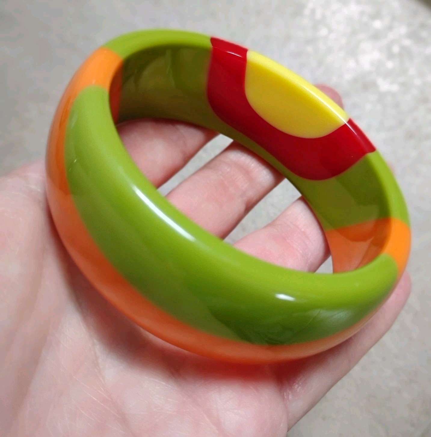 Vintage Abstract Bangle Bracelet Chunky Sz 8 Multicolor Layered Lucite Plastic