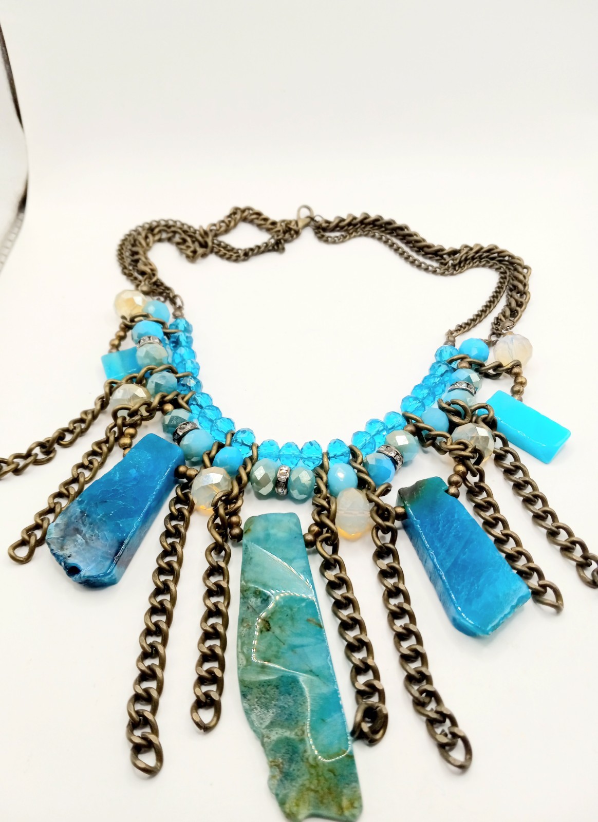 Vtg Natural Polished Stone & Brass Faceted Crystal Statement Necklace 8.5″ Drop