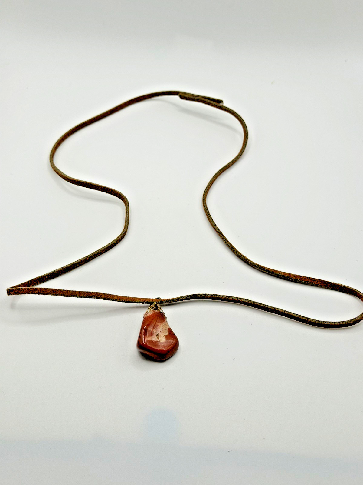 BROWN STONE PENDANT NECKLACE LEATHER CORD BRASS TONE UNISEX BOHO NATURE