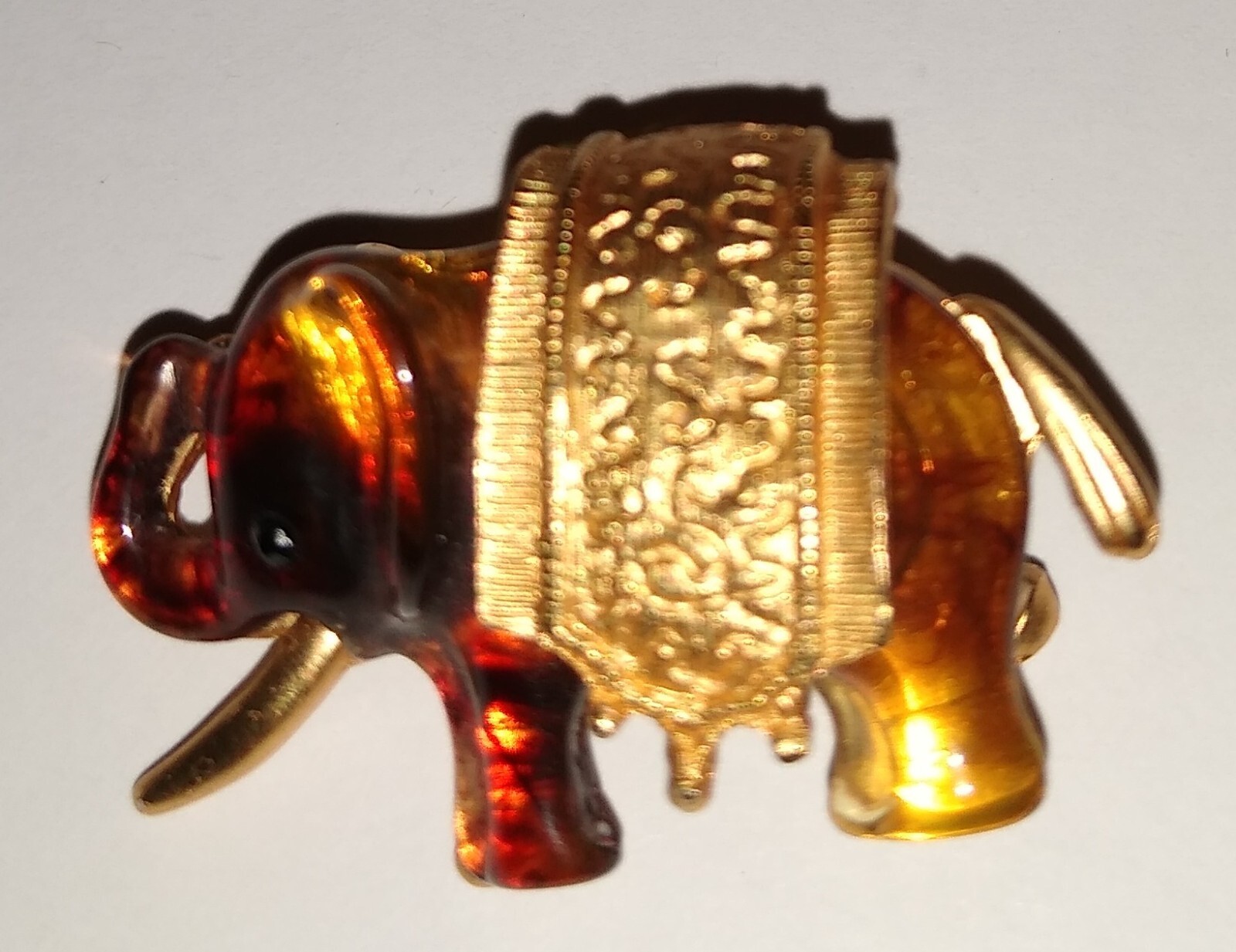 Vintage Gold & Honey Amber Elephant Trunk Up Pin Brooch