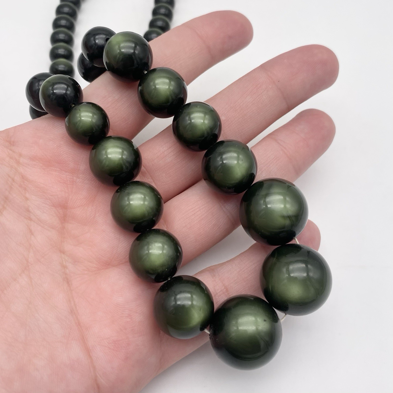 Vintage Necklace Graduated Cats Eye Lucite Beads Dark Green 30”